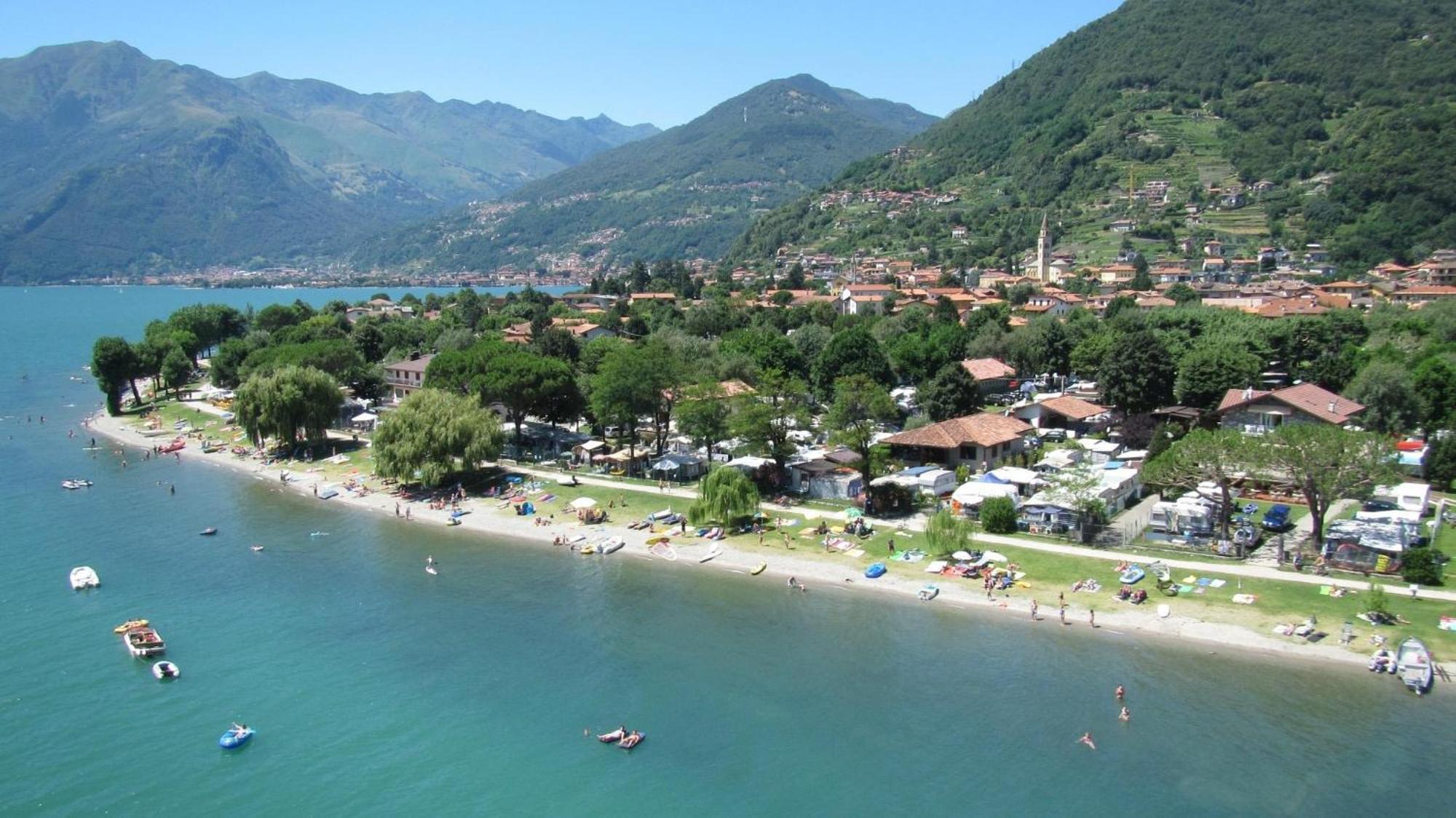 Residence Alessandra Supervacanza House - Domaso Kültér fotó